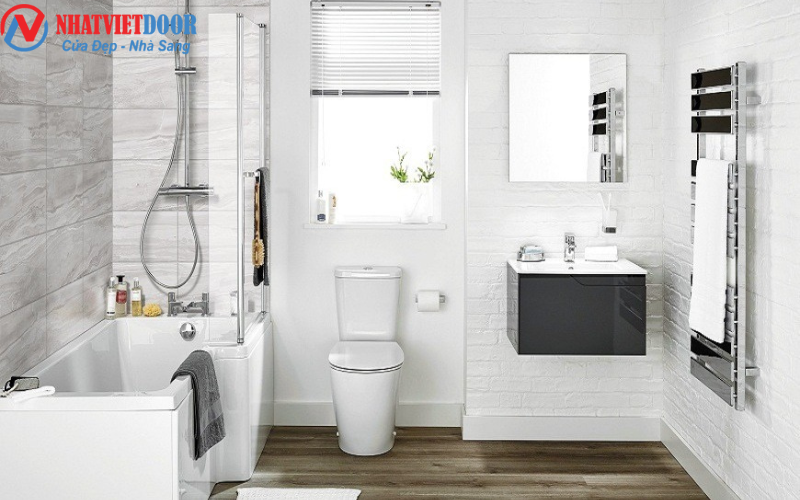 Cửa sổ nhà vệ sinh giúp tạo không gian sống thoải mái và hài hòa.
